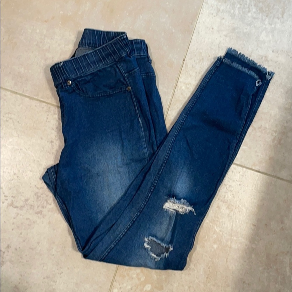 Hue Ripped Denim Jeggings